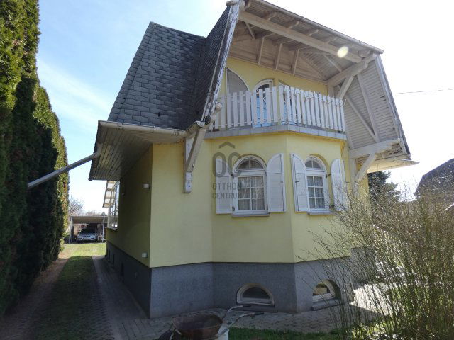 Eladó családi ház, Dányon 45 M Ft, 4 szobás