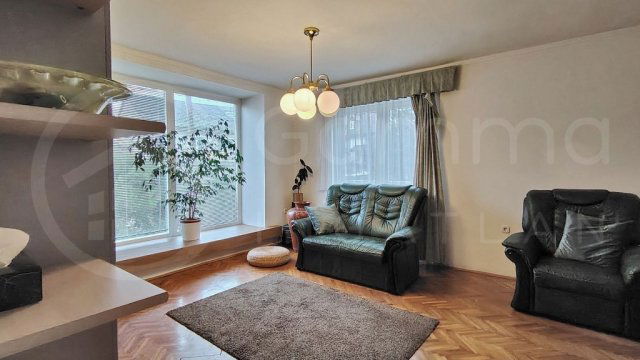 Eladó családi ház, Miskolcon 79.9 M Ft, 8 szobás