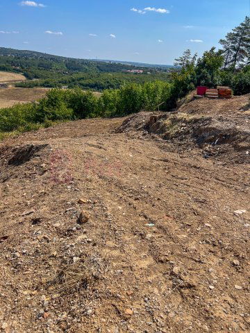 Eladó telek, Pécsett, Középgyükési úton 7.2 M Ft
