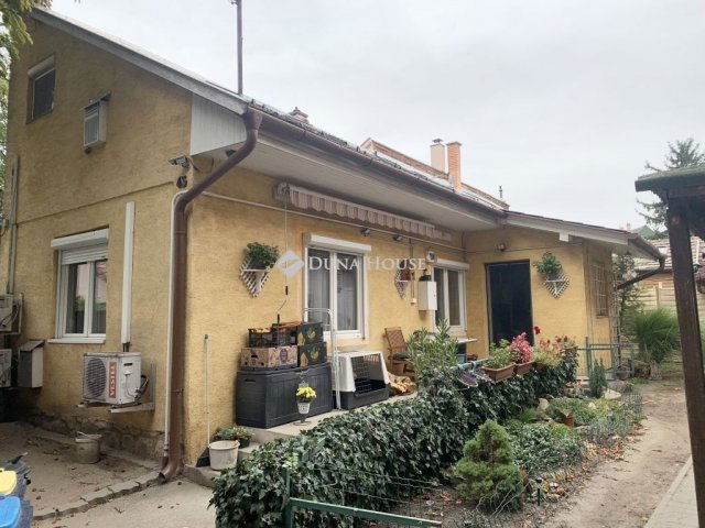 Eladó ikerház, Budapesten, III. kerületben 99 M Ft, 3 szobás