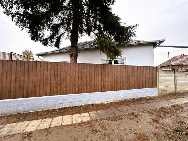 Eladó családi ház, Nagykamaráson 25 M Ft, 3 szobás