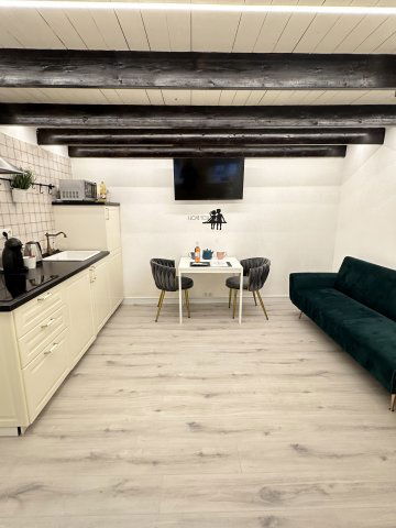 Kiadó téglalakás, albérlet, VI. kerületben, Paulay Ede utcában