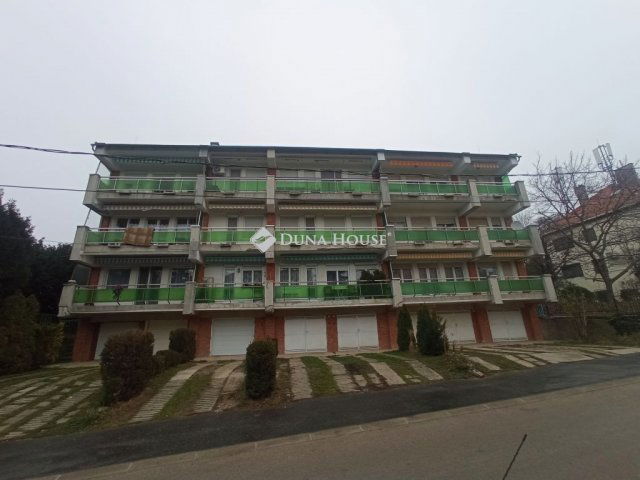 Eladó téglalakás, Budapesten, XI. kerületben 121 M Ft, 2 szobás