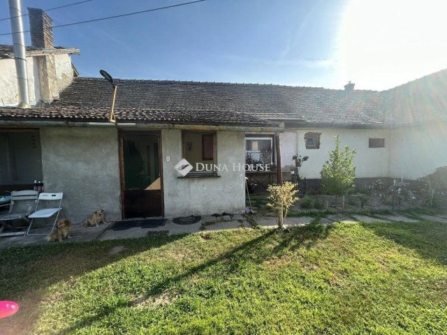 Eladó családi ház, Üllőn 35.9 M Ft, 4 szobás