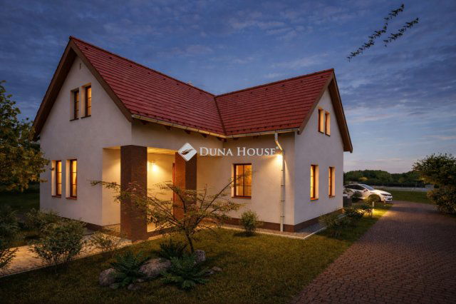 Eladó családi ház, Vászolyon 249 M Ft, 5+1 szobás