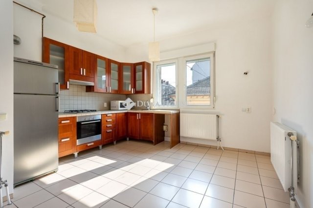 Eladó téglalakás, Budapesten, XIV. kerületben 79.99 M Ft