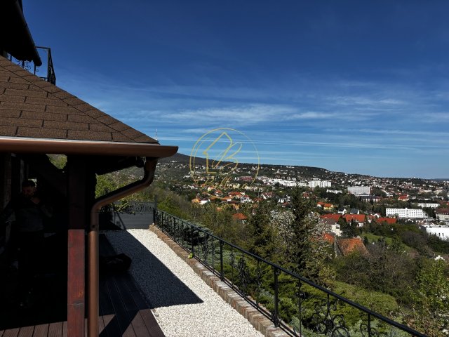 Eladó ikerház, Pécsett, Oldal dűlőn 189 M Ft, 3 szobás