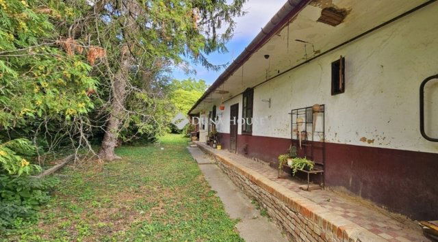Eladó családi ház, Véménden 14.99 M Ft, 2 szobás