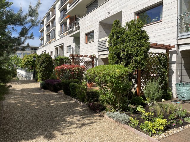 Eladó téglalakás, Balatonfüreden 174.9 M Ft, 3 szobás