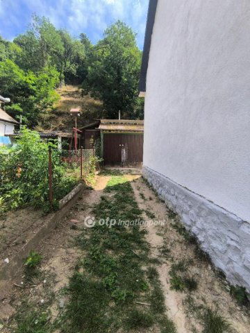 Eladó családi ház, Salgótarjánban 13.5 M Ft, 1 szobás