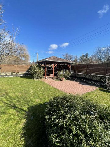 Eladó családi ház, Dunakeszin 229 M Ft, 6 szobás