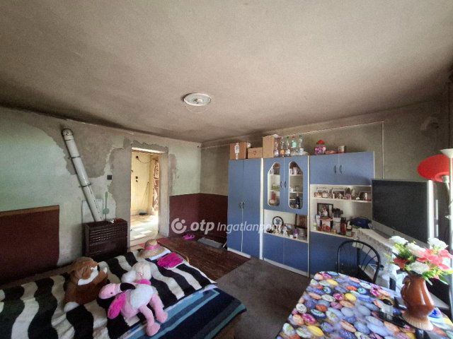 Eladó családi ház, Kálban 5.5 M Ft, 3 szobás