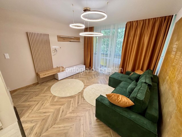 Eladó téglalakás, Nyíregyházán 67.99 M Ft, 3 szobás