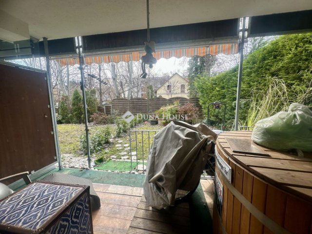 Eladó téglalakás, Budapesten, III. kerületben, Nánási úton