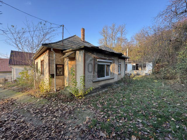 Eladó családi ház, Kismányokon 9.5 M Ft, 4 szobás