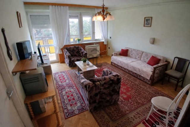 Eladó téglalakás, Nádudvaron 33.9 M Ft, 3 szobás