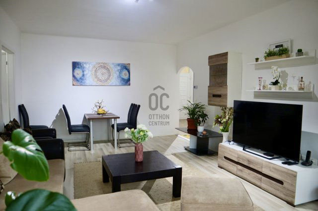 Eladó téglalakás, Szombathelyen 69.9 M Ft, 3 szobás