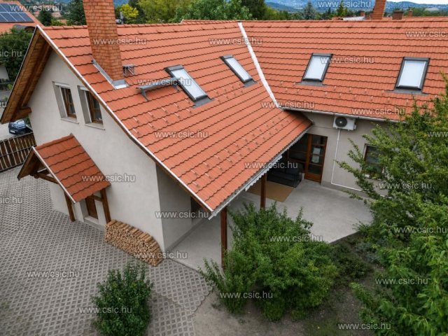 Eladó családi ház, Pomázon 189.9 M Ft, 5 szobás