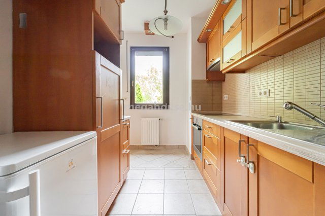 Eladó téglalakás, Budapesten, XI. kerületben 99.9 M Ft, 2 szobás