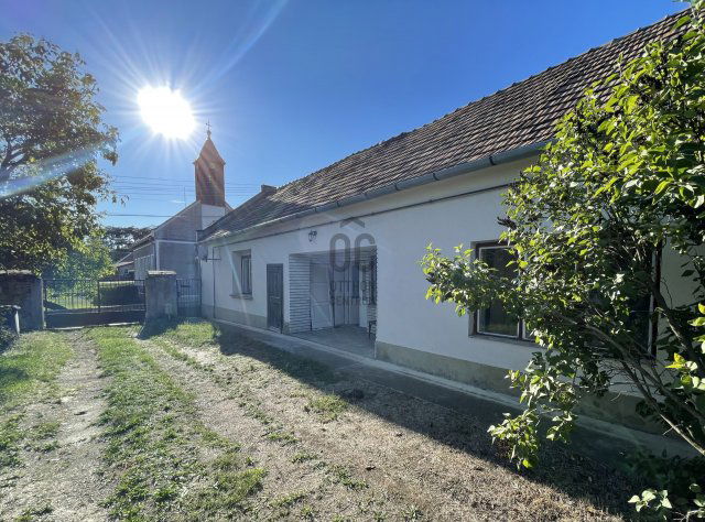 Eladó családi ház, Sólyon 34 M Ft, 4 szobás