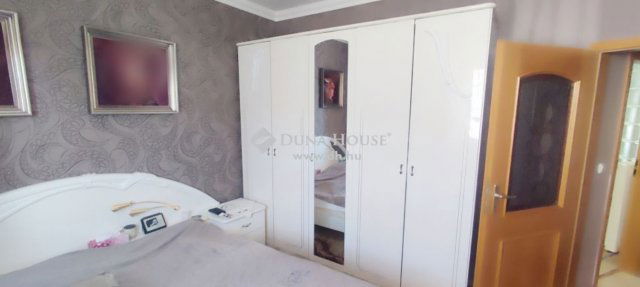 Eladó téglalakás, Nagykanizsán 79.9 M Ft, 3 szobás