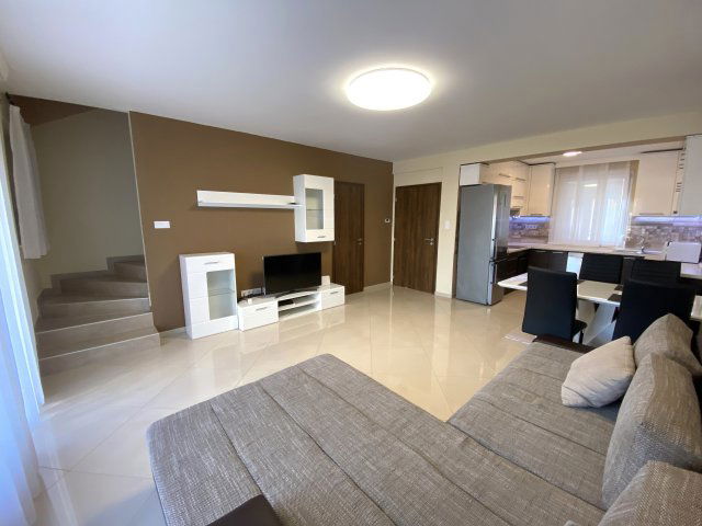 Kiadó családi ház, albérlet, Kecskeméten 440 E Ft / hó