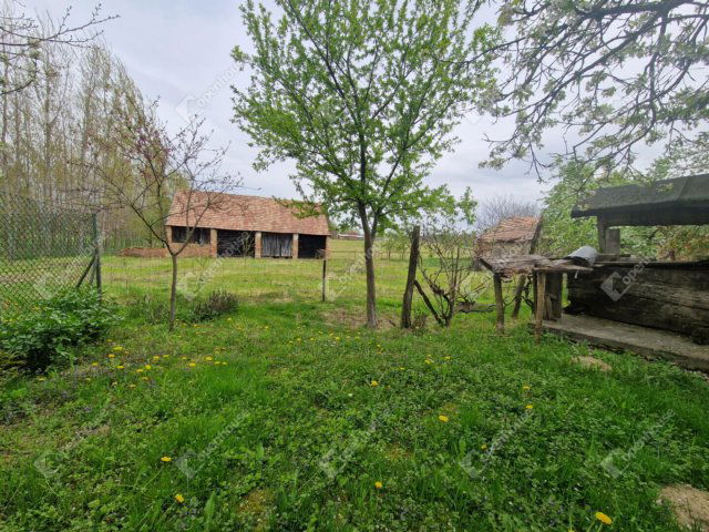 Eladó családi ház, Ácsteszéren 59 M Ft, 5 szobás