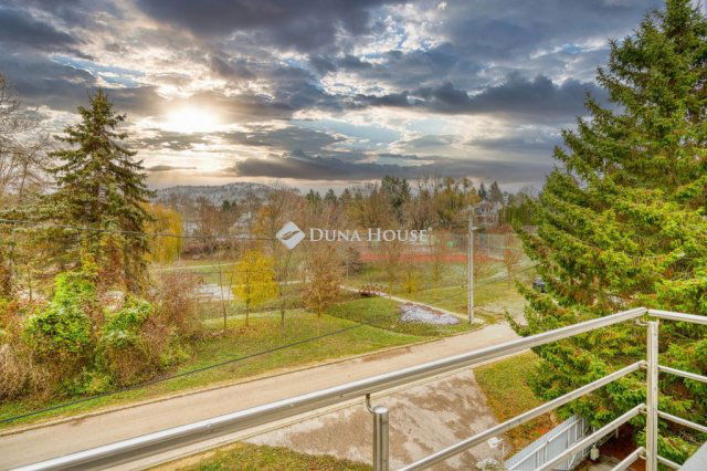 Eladó családi ház, Budapesten, II. kerületben 310 M Ft, 6 szobás