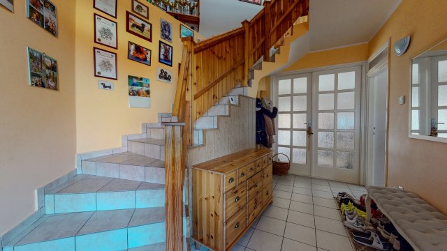 Eladó családi ház, Debrecenben 188 M Ft, 6 szobás