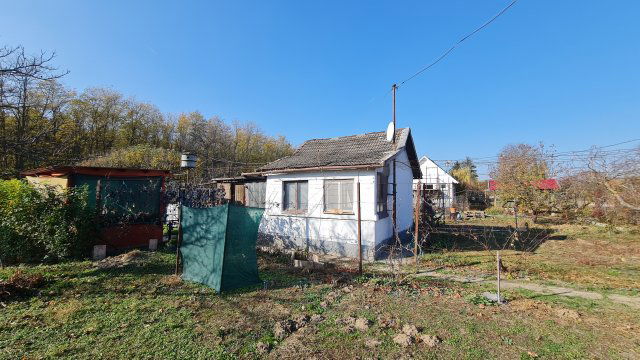 Eladó nyaraló, Baracson 5 M Ft, 1 szobás / költözzbe.hu