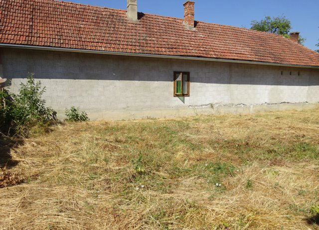 Eladó családi ház, Tótkomlóson, Pacsirta utcában 4.98 M Ft