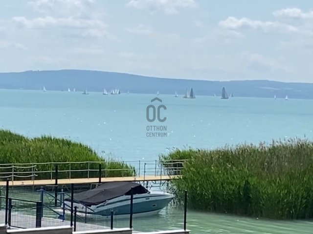 Eladó ikerház, Balatonakaliban 549 M Ft, 3 szobás