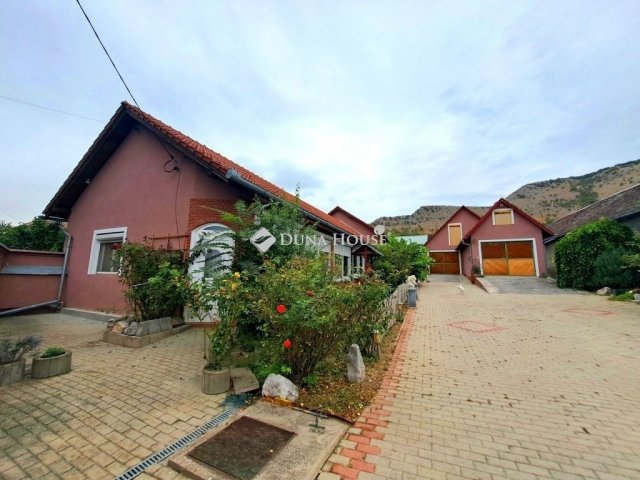 Eladó családi ház, Nagyharsányon 69.9 M Ft, 4 szobás
