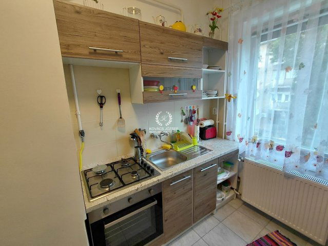 Eladó téglalakás, Ózdon, Lehel Vezér úton 12.5 M Ft, 2 szobás
