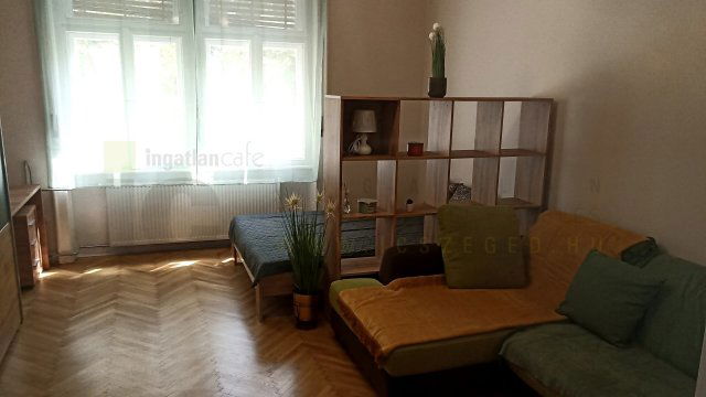 Eladó téglalakás, Szegeden, Petőfi Sándor sugárúton 74.9 M Ft