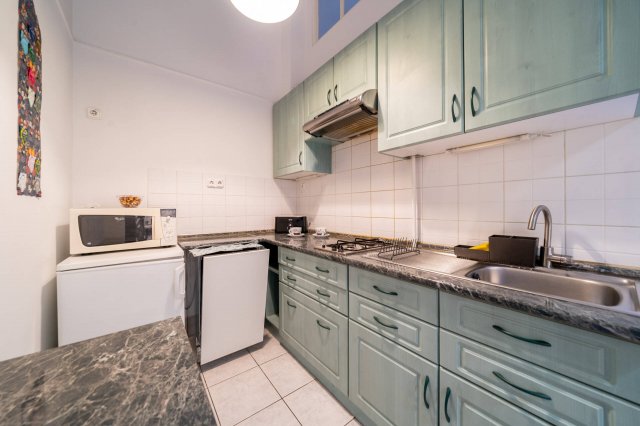 Eladó téglalakás, Budapesten, IX. kerületben 72 M Ft, 1 szobás