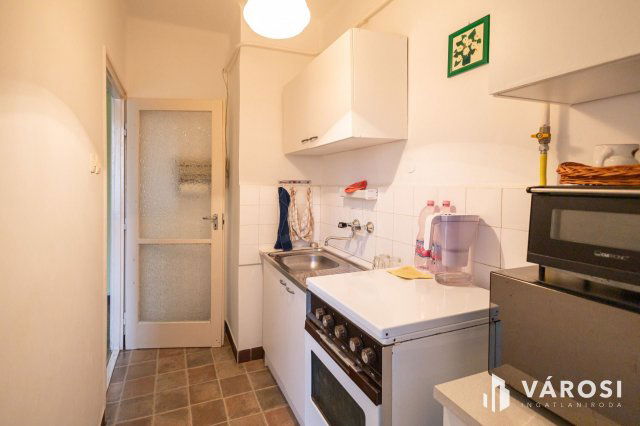 Eladó téglalakás, Hódmezővásárhelyen 39.99 M Ft, 3 szobás