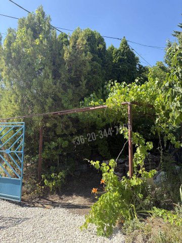 Eladó családi ház, Verőcén 49.9 M Ft, 2 szobás