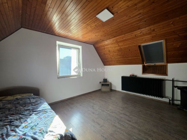 Eladó családi ház, Hidegségen 49.9 M Ft, 4 szobás