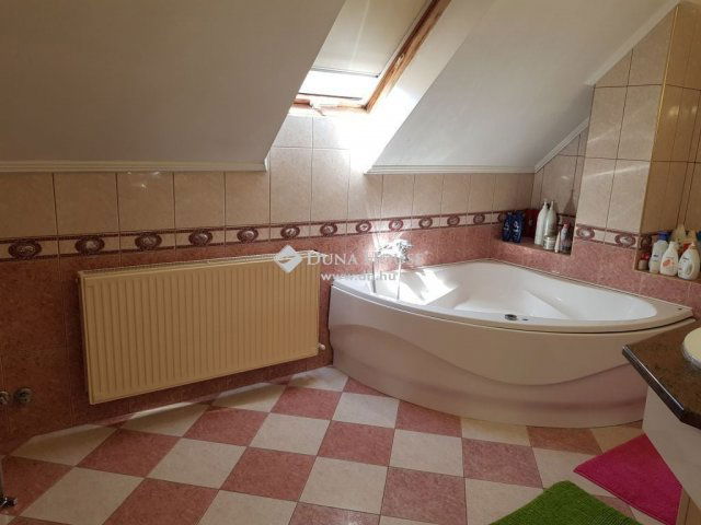 Eladó családi ház, Maglódon 134.9 M Ft, 4 szobás