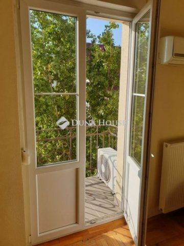 Eladó téglalakás, Budapesten, XII. kerületben 85.5 M Ft