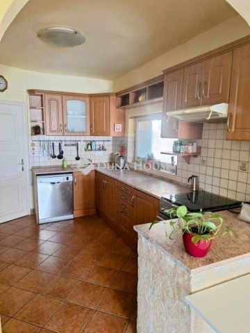 Eladó ikerház, Budapesten, II. kerületben 165 M Ft, 3 szobás