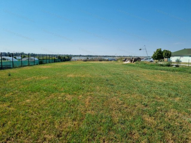 Eladó telek, Velencén 460 M Ft / költözzbe.hu