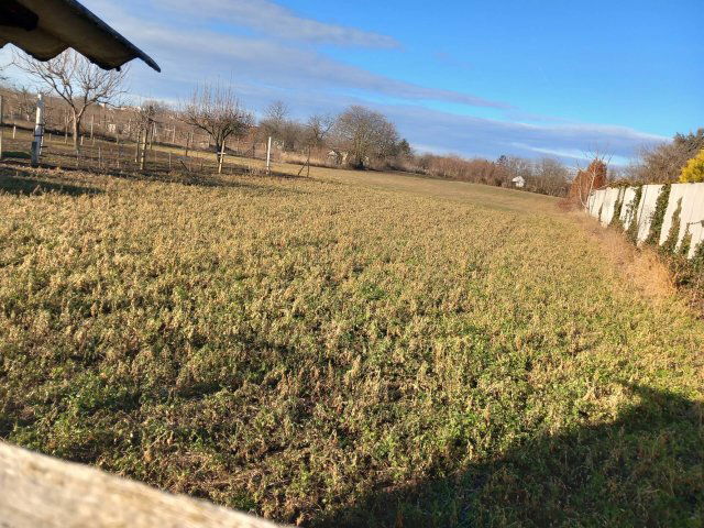 Eladó családi ház, Szolnokon 18.9 M Ft, 2 szobás