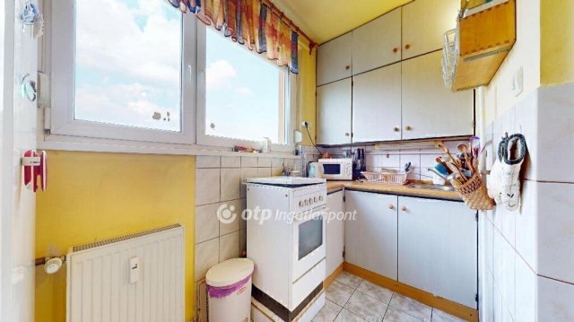 Eladó panellakás, Miskolcon 29.99 M Ft, 1+2 szobás