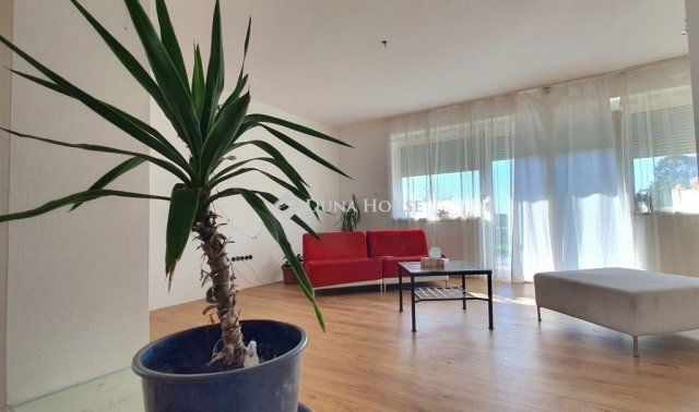 Eladó családi ház, Gyenesdiáson 128 M Ft, 5 szobás