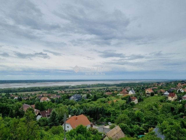 Eladó nyaraló, Velencén 87.9 M Ft, 2 szobás