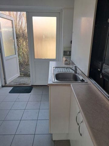 Kiadó családi ház, albérlet, Tárnokon 200 E Ft / hó, 2 szobás