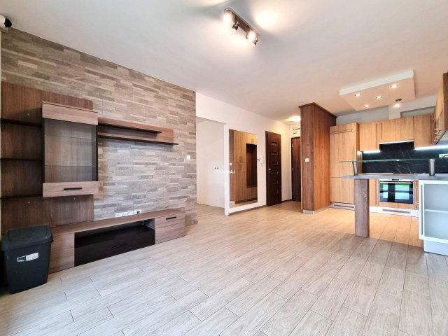 Eladó téglalakás, Mosonmagyaróváron 44.9 M Ft, 1+1 szobás