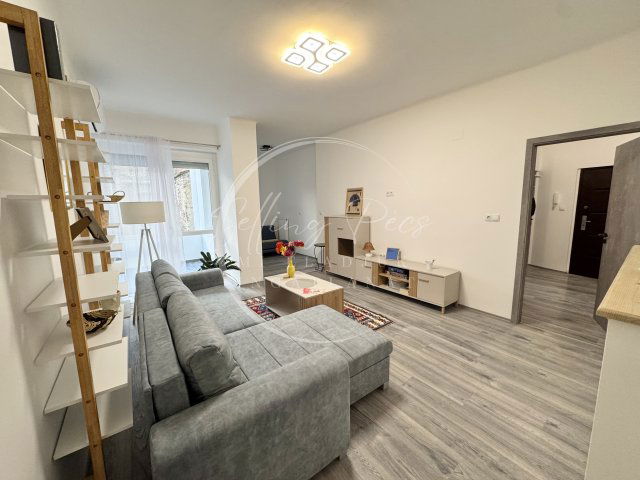 Kiadó téglalakás, albérlet, Pécsett, József utcában, 2 szobás